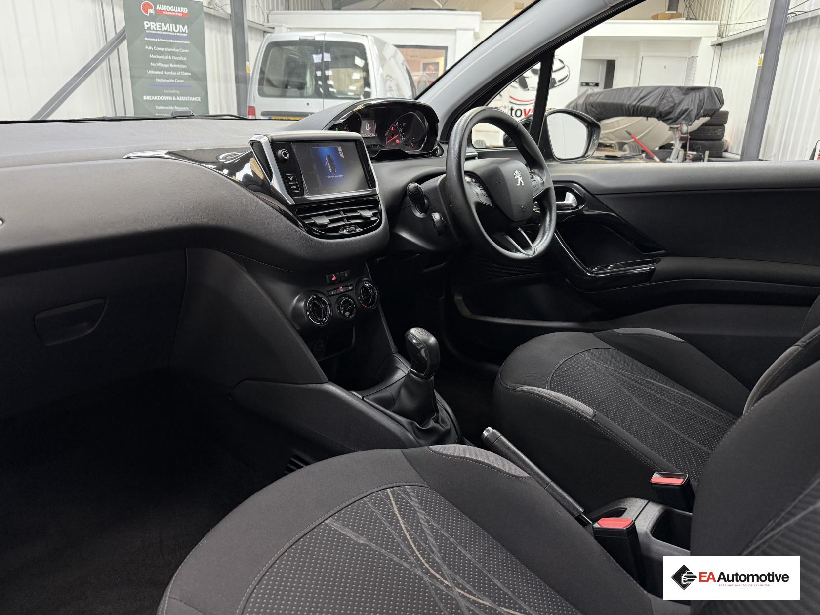 Peugeot 208 1.4 VTi Active Hatchback 3dr Petrol Manual Euro 5 (95 ps)