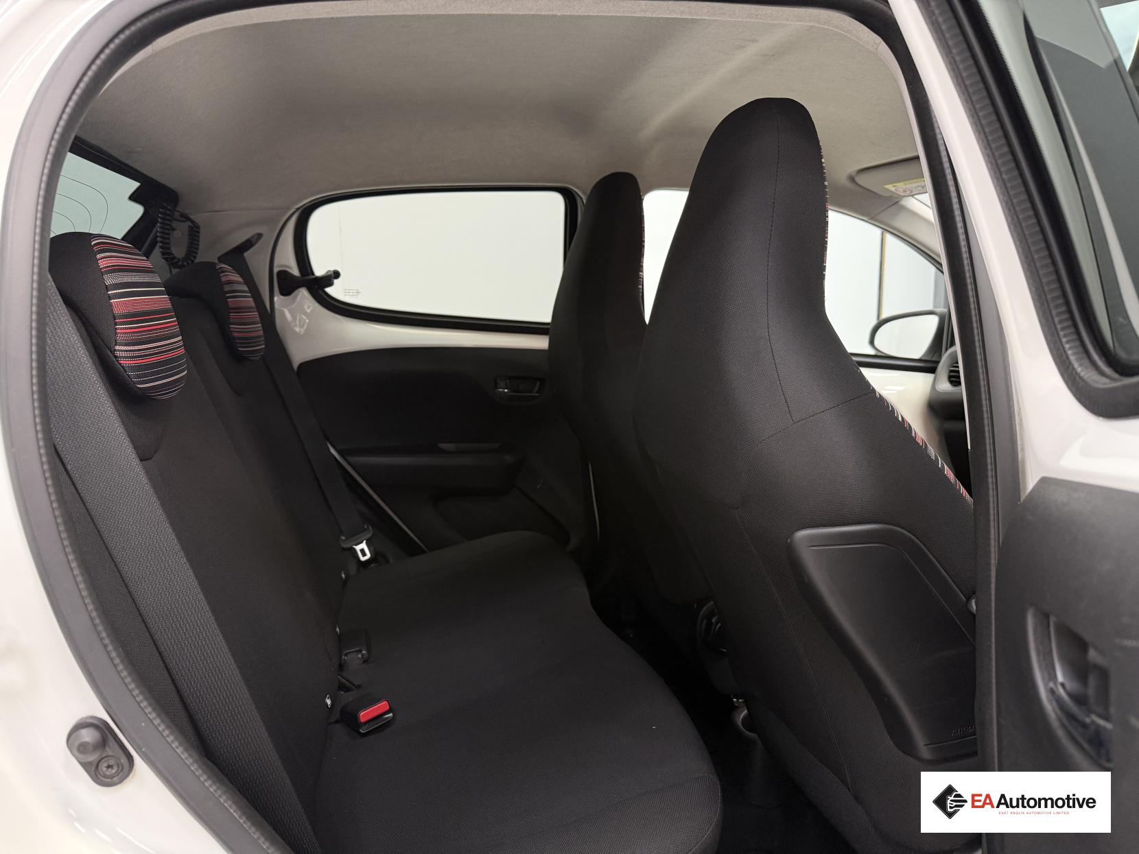 Citroen C1 1.0 VTi Flair Hatchback 5dr Petrol Manual Euro 6 (s/s) (72 ps)