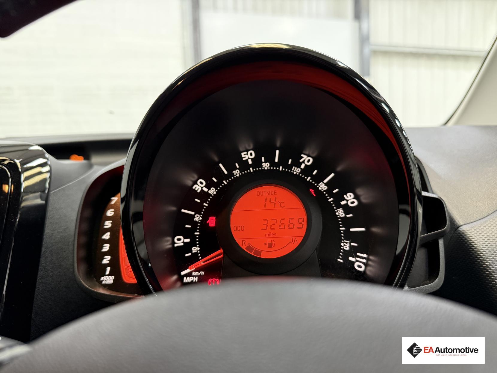 Citroen C1 1.0 VTi Flair Hatchback 5dr Petrol Manual Euro 6 (s/s) (72 ps)