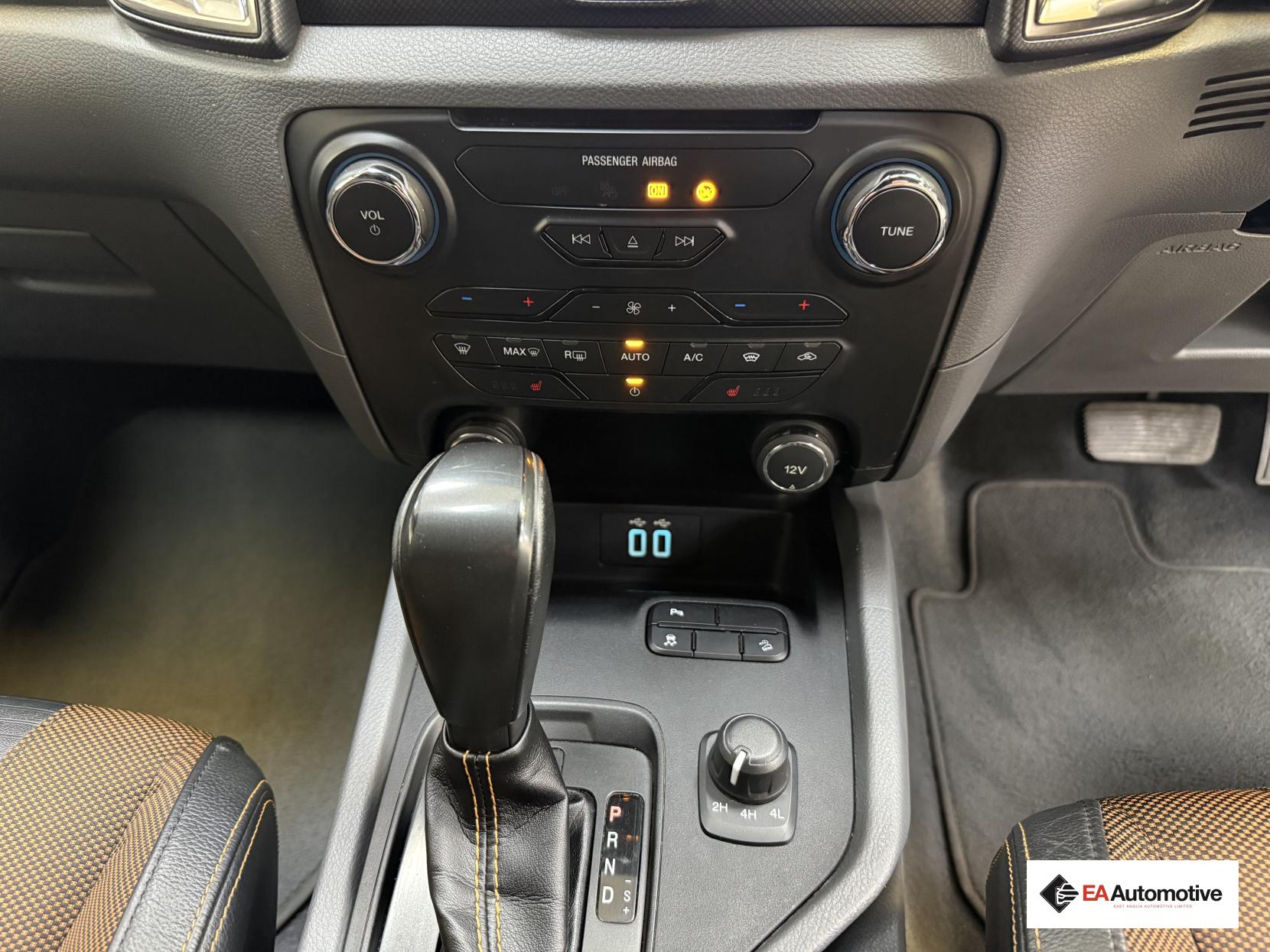 Ford Ranger 3.2 TDCi Wildtrak Pickup Double Cab 4dr Diesel Auto 4WD Euro 5 (200 ps)