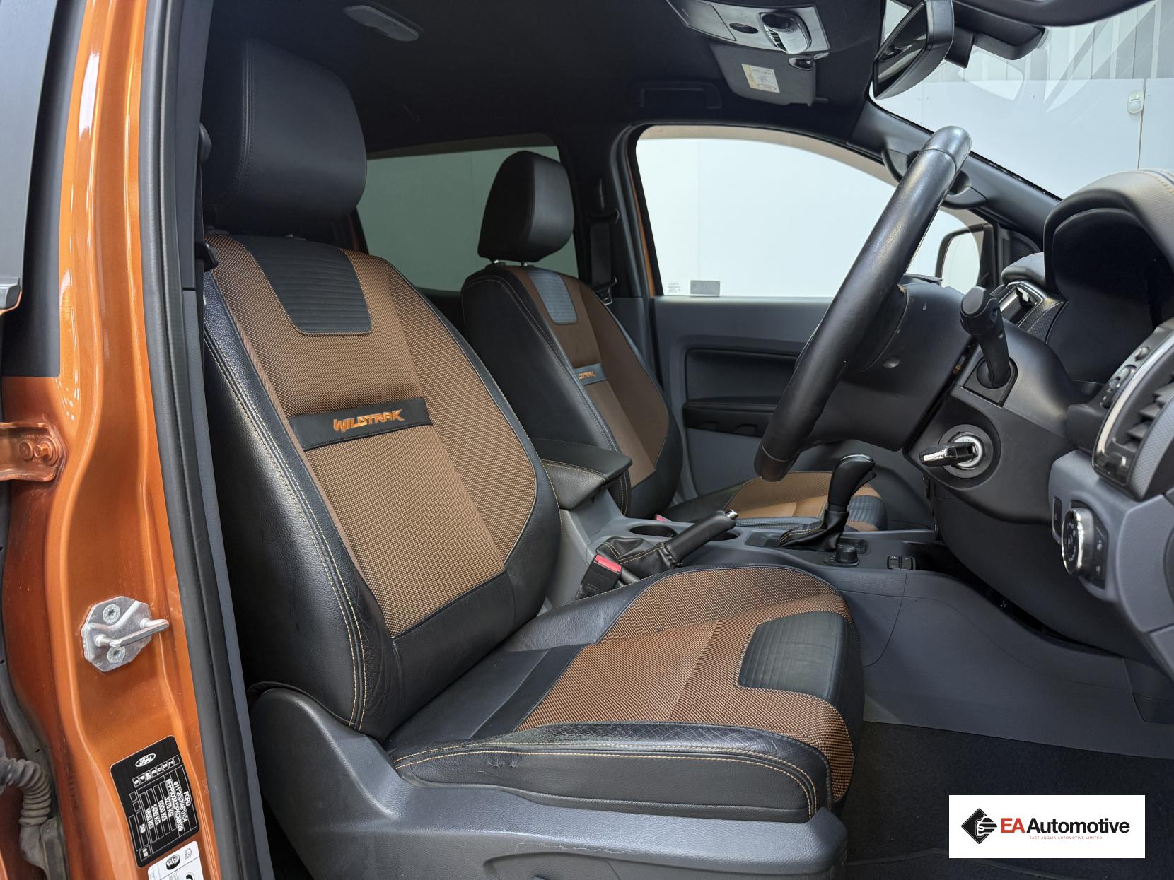 Ford Ranger 3.2 TDCi Wildtrak Pickup Double Cab 4dr Diesel Auto 4WD Euro 5 (200 ps)