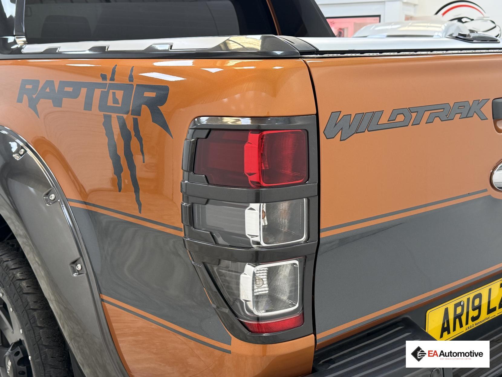 Ford Ranger 3.2 TDCi Wildtrak Pickup Double Cab 4dr Diesel Auto 4WD Euro 5 (200 ps)