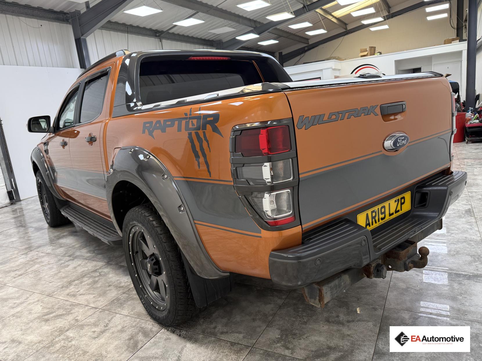 Ford Ranger 3.2 TDCi Wildtrak Pickup Double Cab 4dr Diesel Auto 4WD Euro 5 (200 ps)