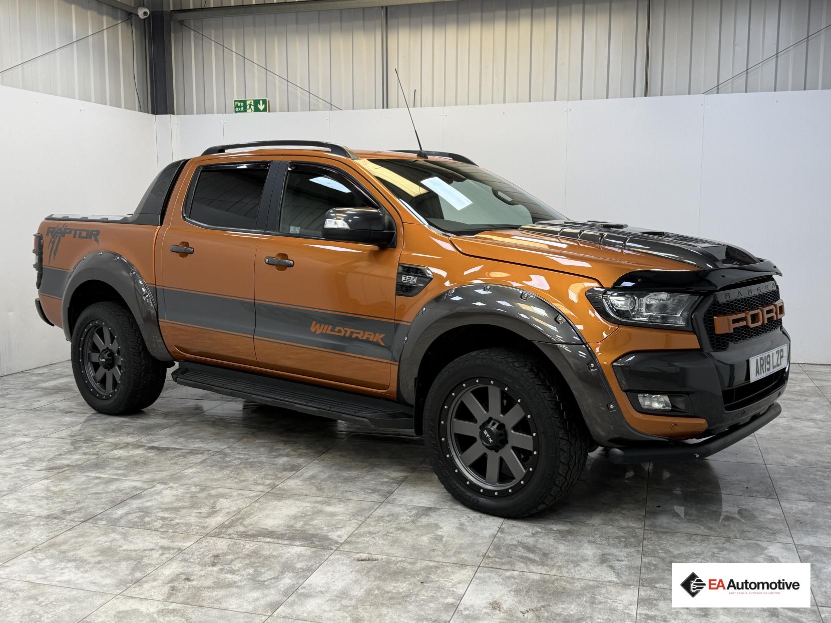 Ford Ranger 3.2 TDCi Wildtrak Pickup Double Cab 4dr Diesel Auto 4WD Euro 5 (200 ps)