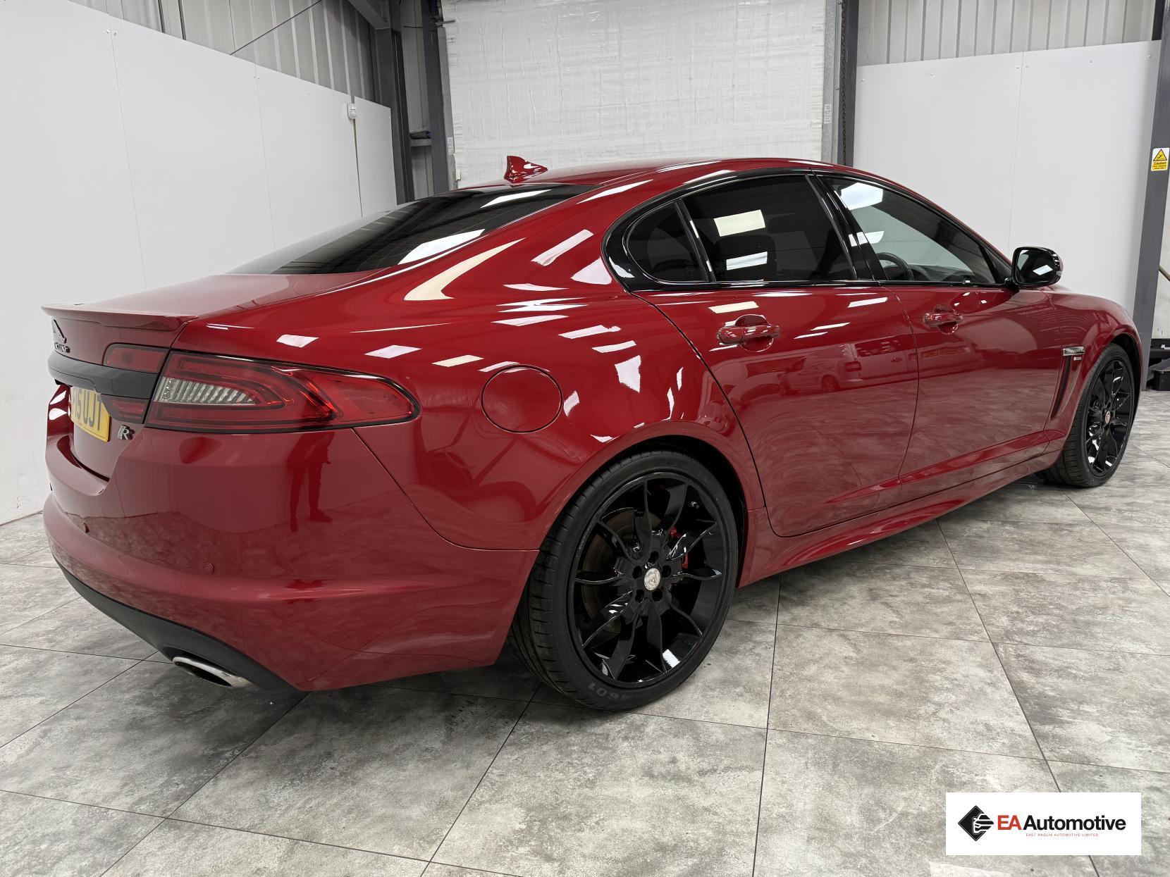 Jaguar XF 2.2d R-Sport Black Saloon 4dr Diesel Auto Euro 5 (s/s) (200 ps)