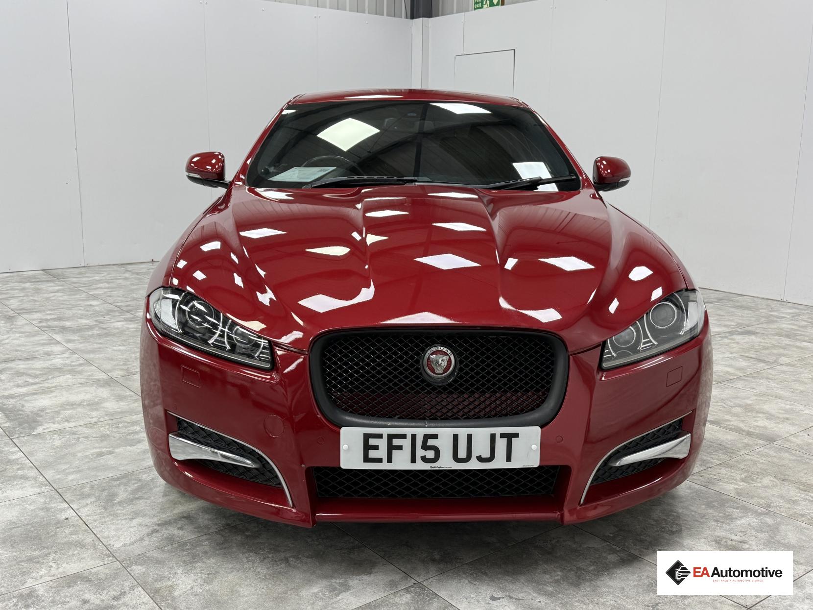 Jaguar XF 2.2d R-Sport Black Saloon 4dr Diesel Auto Euro 5 (s/s) (200 ps)
