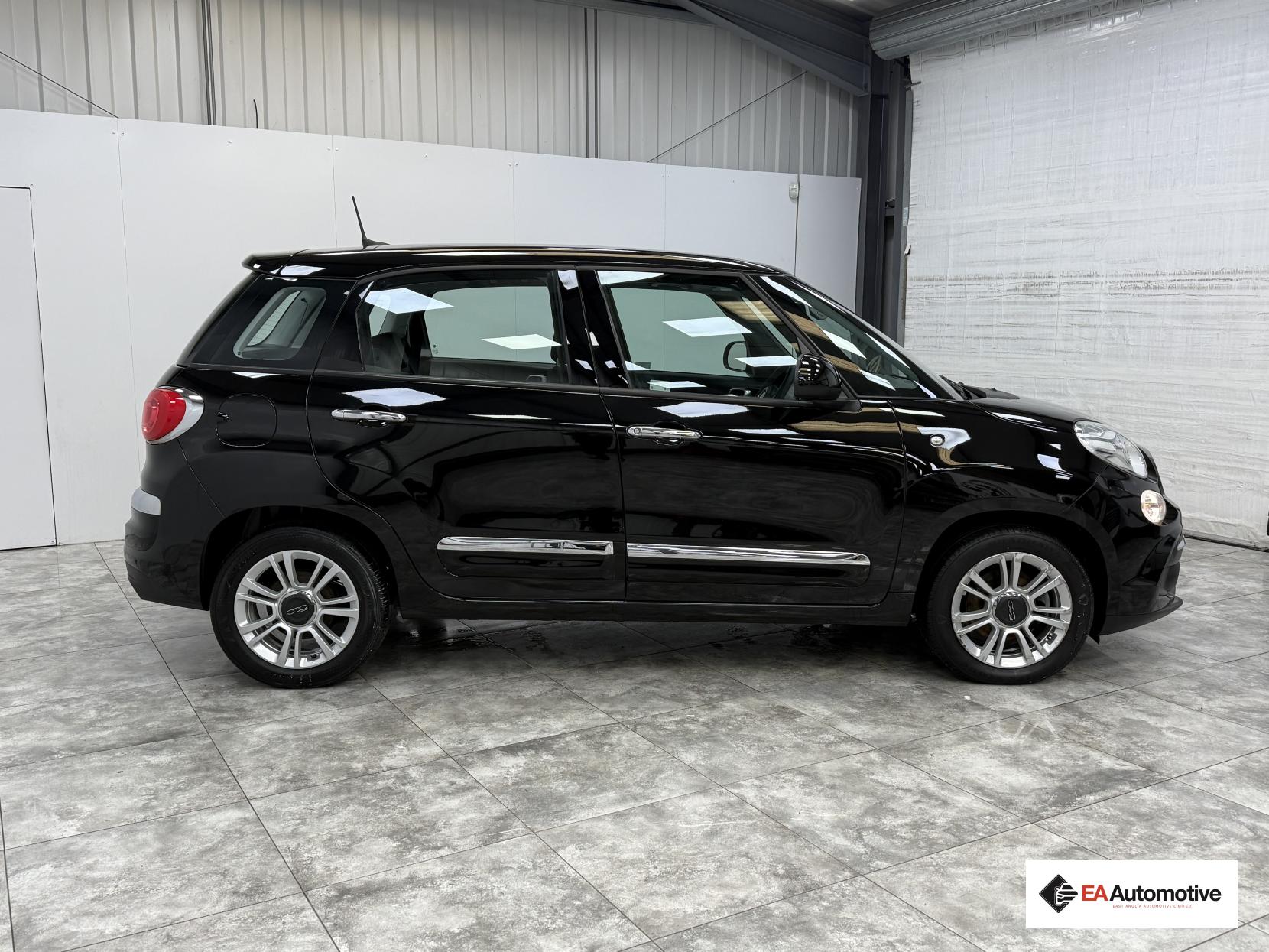 Fiat 500L 1.4 Lounge MPV 5dr Petrol Manual Euro 6 (95 bhp)