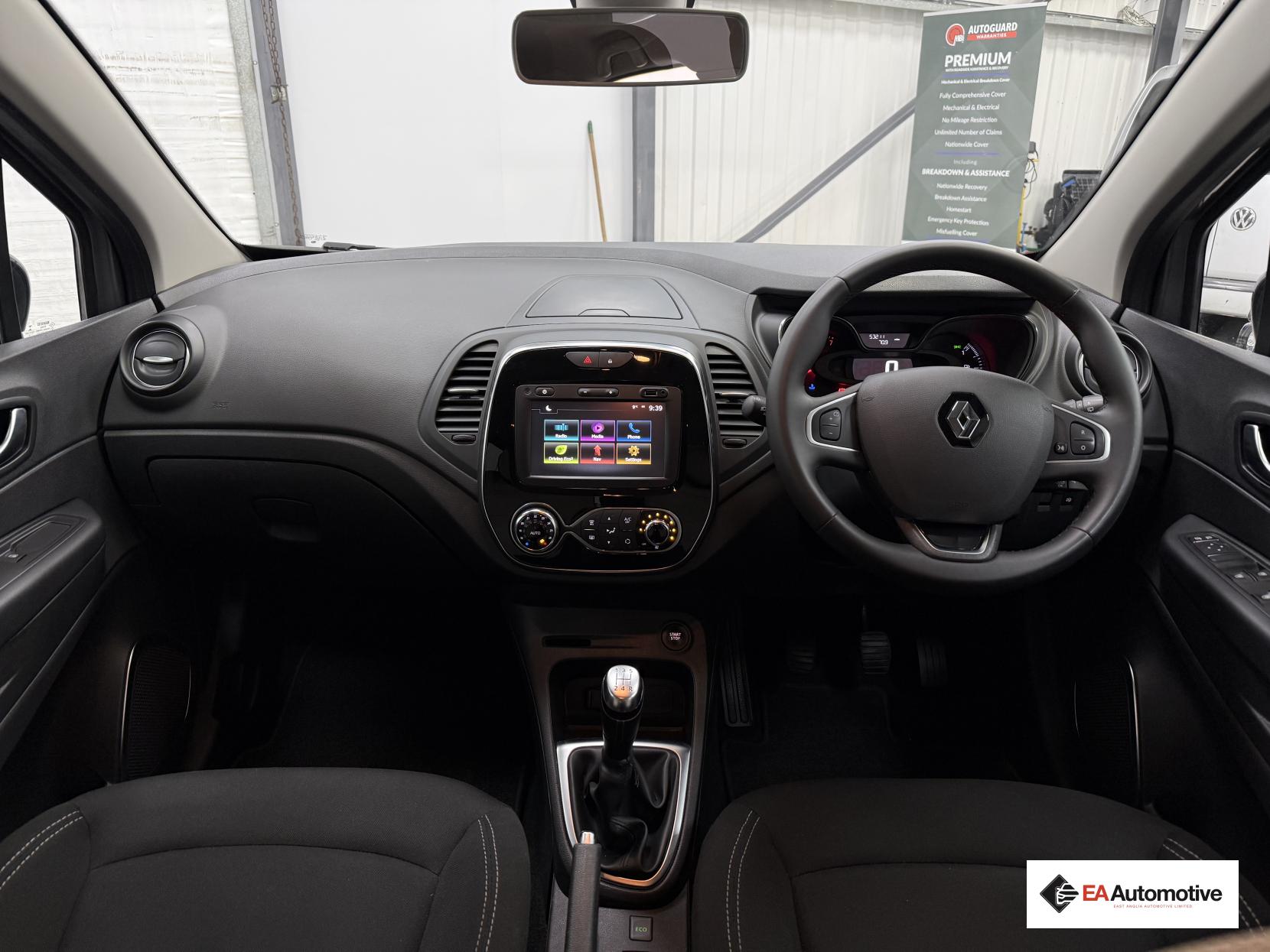 Renault Captur 0.9 TCe ENERGY Iconic SUV 5dr Petrol Manual Euro 6 (s/s) (90 ps)