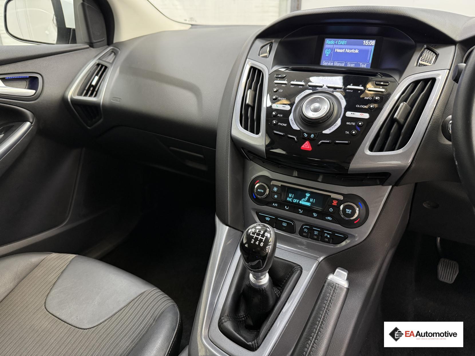 Ford Focus 1.0T EcoBoost Titanium X Hatchback 5dr Petrol Manual Euro 5 (s/s) (125 ps)