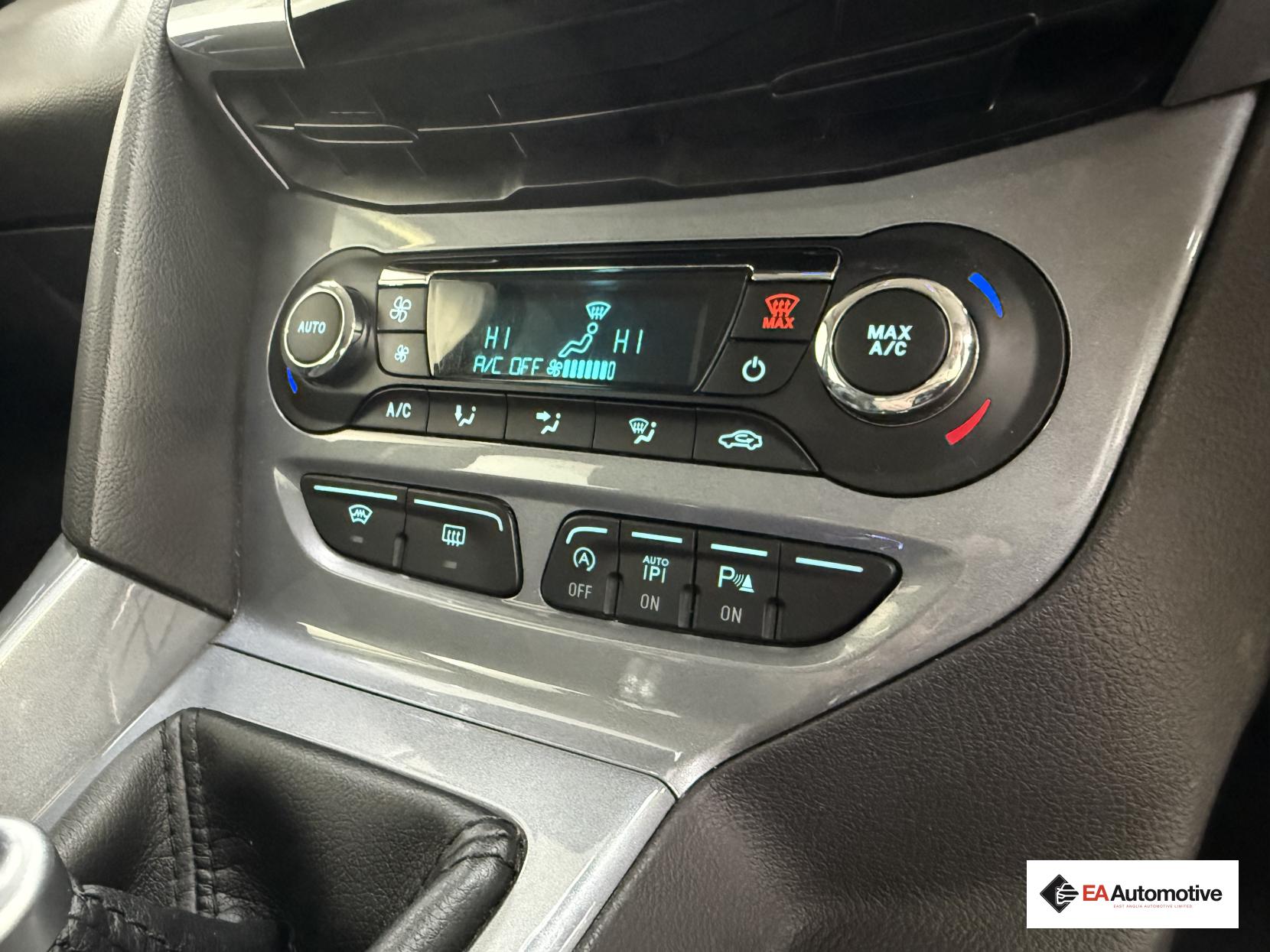 Ford Focus 1.0T EcoBoost Titanium X Hatchback 5dr Petrol Manual Euro 5 (s/s) (125 ps)