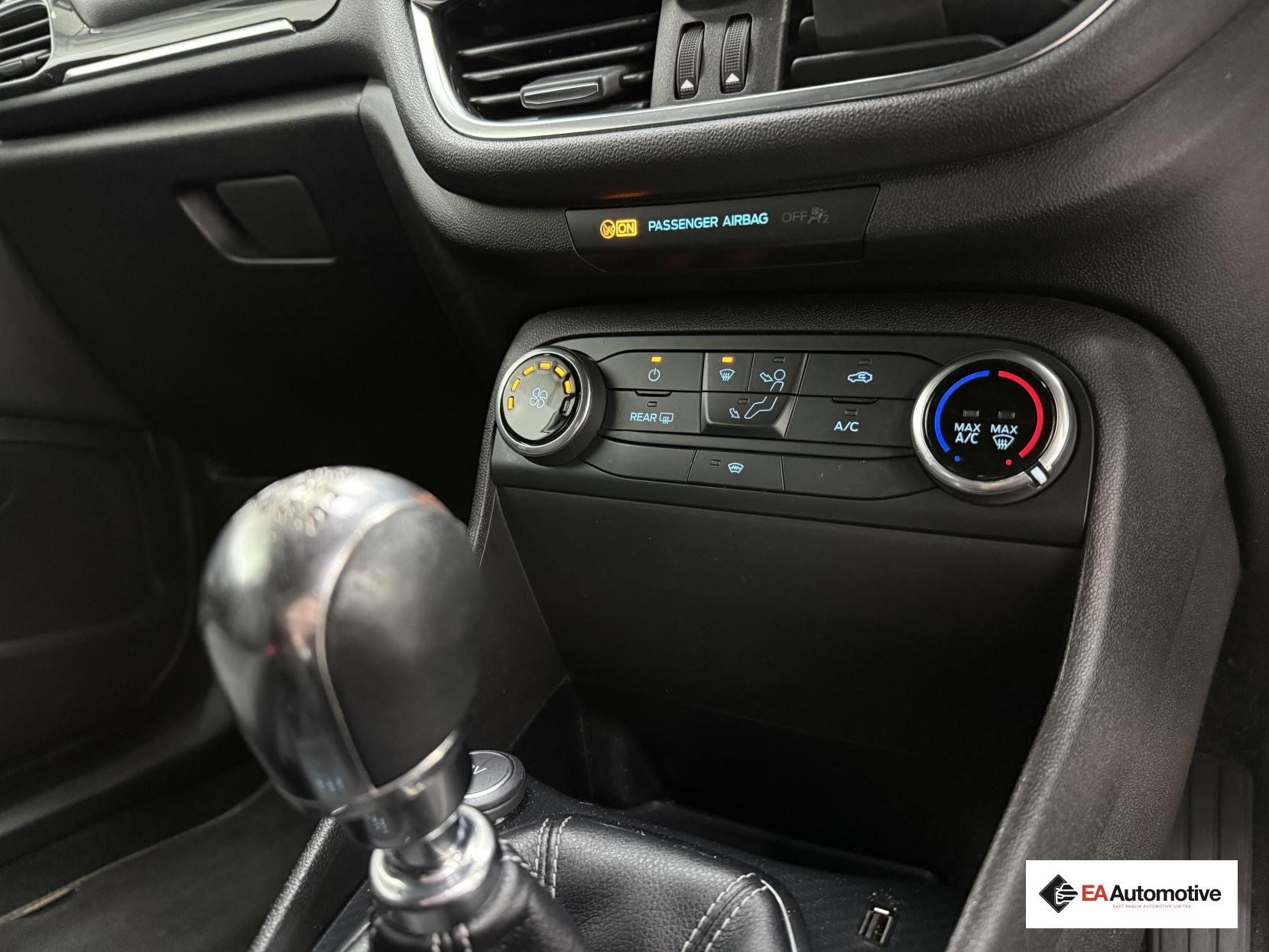 Ford Fiesta 1.0T EcoBoost ST-Line Hatchback 3dr Petrol Manual Euro 6 (s/s) (100 ps)