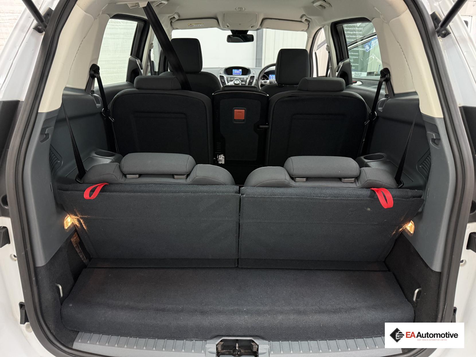 Ford Grand C-Max 2.0 TDCi Titanium MPV 5dr Diesel Powershift Euro 5 (140 ps)