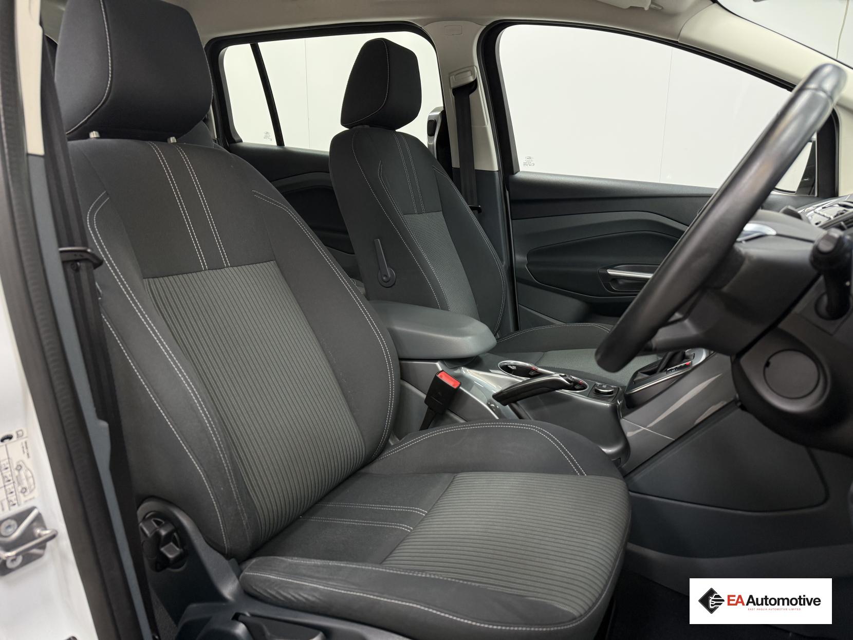 Ford Grand C-Max 2.0 TDCi Titanium MPV 5dr Diesel Powershift Euro 5 (140 ps)