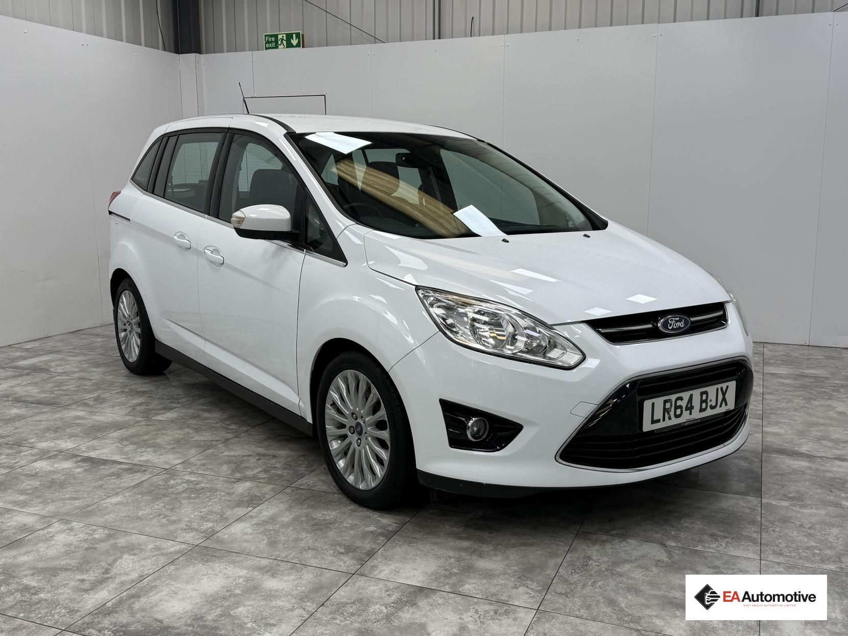 Ford Grand C-Max 2.0 TDCi Titanium MPV 5dr Diesel Powershift Euro 5 (140 ps)