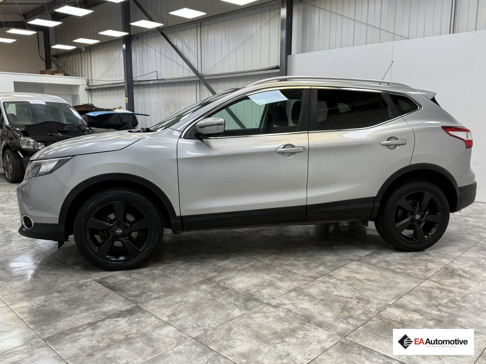Nissan Qashqai 1.5 dCi N-Connecta SUV 5dr Diesel Manual 2WD Euro 6 (s/s) (110 ps)
