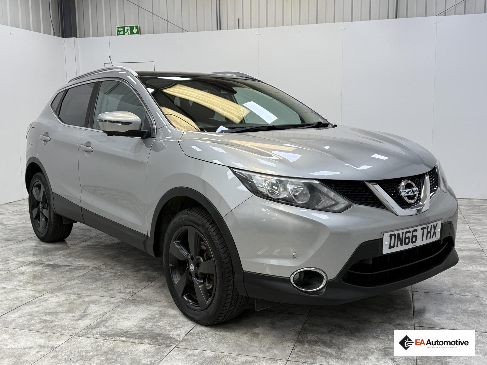Nissan Qashqai 1.5 dCi N-Connecta SUV 5dr Diesel Manual 2WD Euro 6 (s/s) (110 ps)