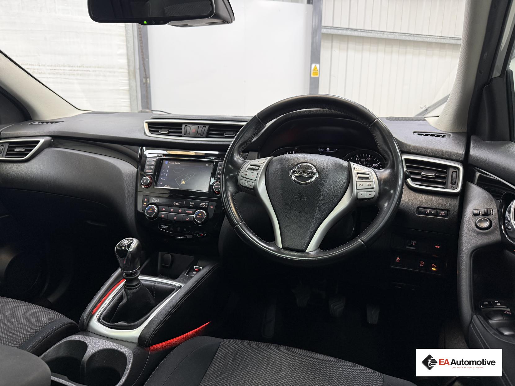 Nissan Qashqai 1.5 dCi N-Connecta SUV 5dr Diesel Manual 2WD Euro 6 (s/s) (110 ps)