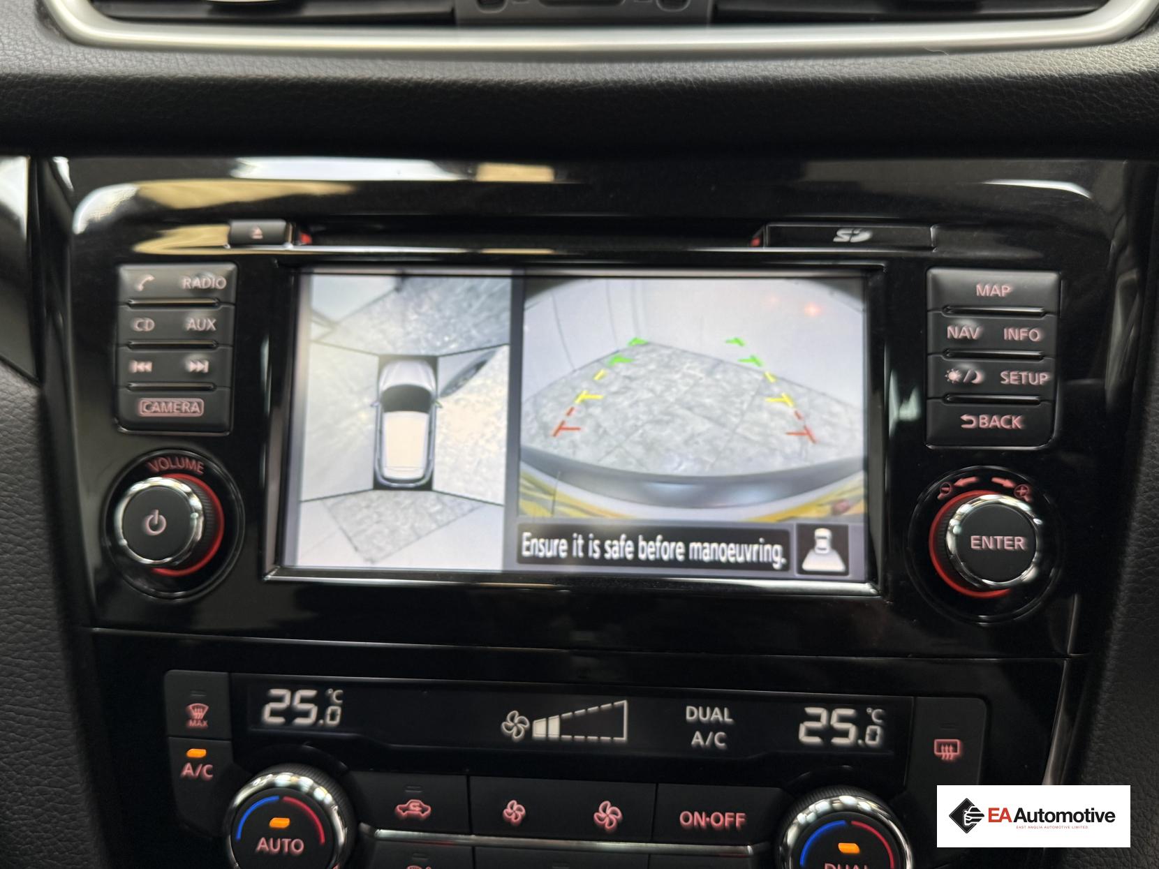 Nissan Qashqai 1.5 dCi N-Connecta SUV 5dr Diesel Manual 2WD Euro 6 (s/s) (110 ps)