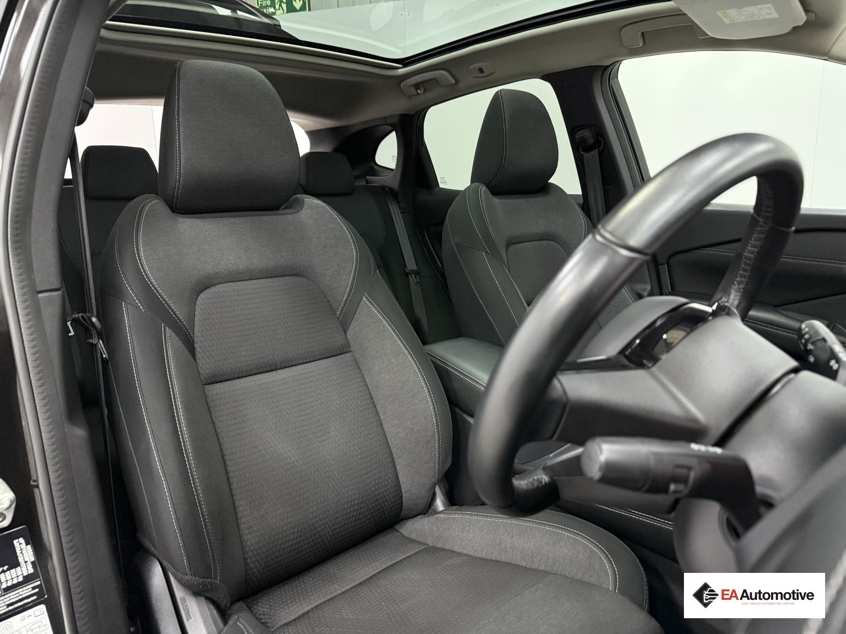 Nissan Qashqai 1.3 DIG-T MHEV N-Connecta SUV 5dr Petrol Hybrid Manual Euro 6 (s/s) (140 ps)