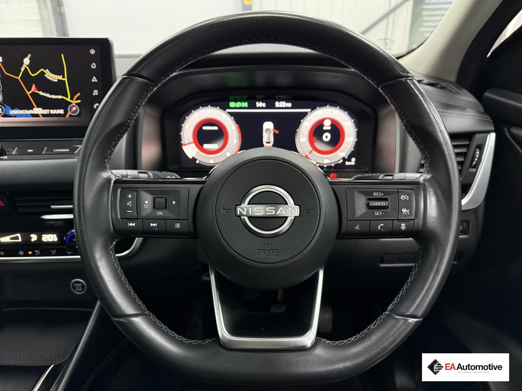 Nissan Qashqai 1.3 DIG-T MHEV N-Connecta SUV 5dr Petrol Hybrid Manual Euro 6 (s/s) (140 ps)