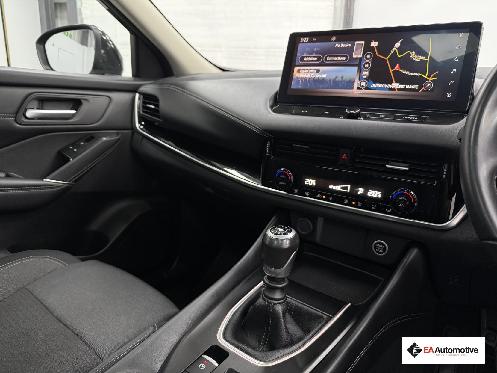 Nissan Qashqai 1.3 DIG-T MHEV N-Connecta SUV 5dr Petrol Hybrid Manual Euro 6 (s/s) (140 ps)