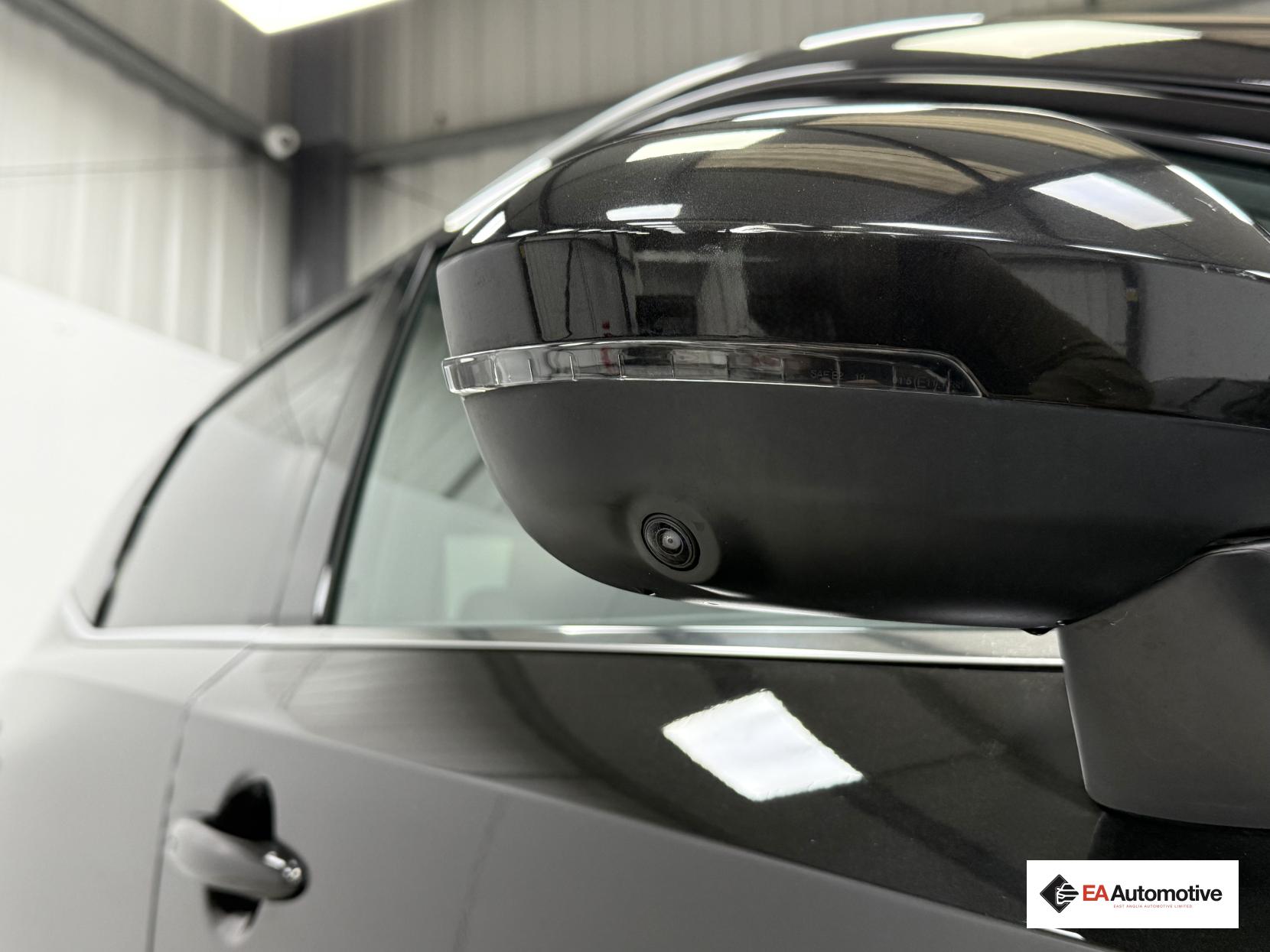 Nissan Qashqai 1.3 DIG-T MHEV N-Connecta SUV 5dr Petrol Hybrid Manual Euro 6 (s/s) (140 ps)