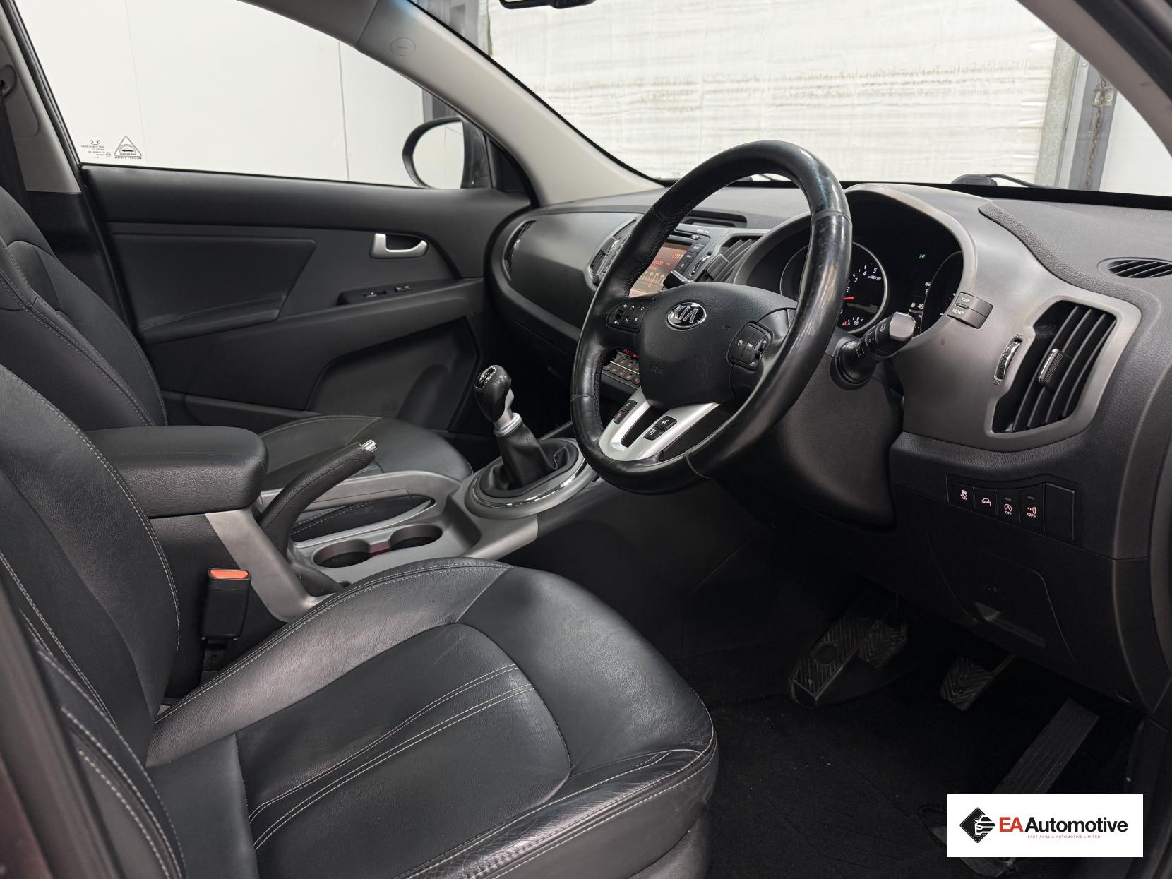 Kia Sportage 1.7 CRDi EcoDynamics 4 SUV 5dr Diesel Manual 2WD Euro 5 (s/s) (114 bhp)