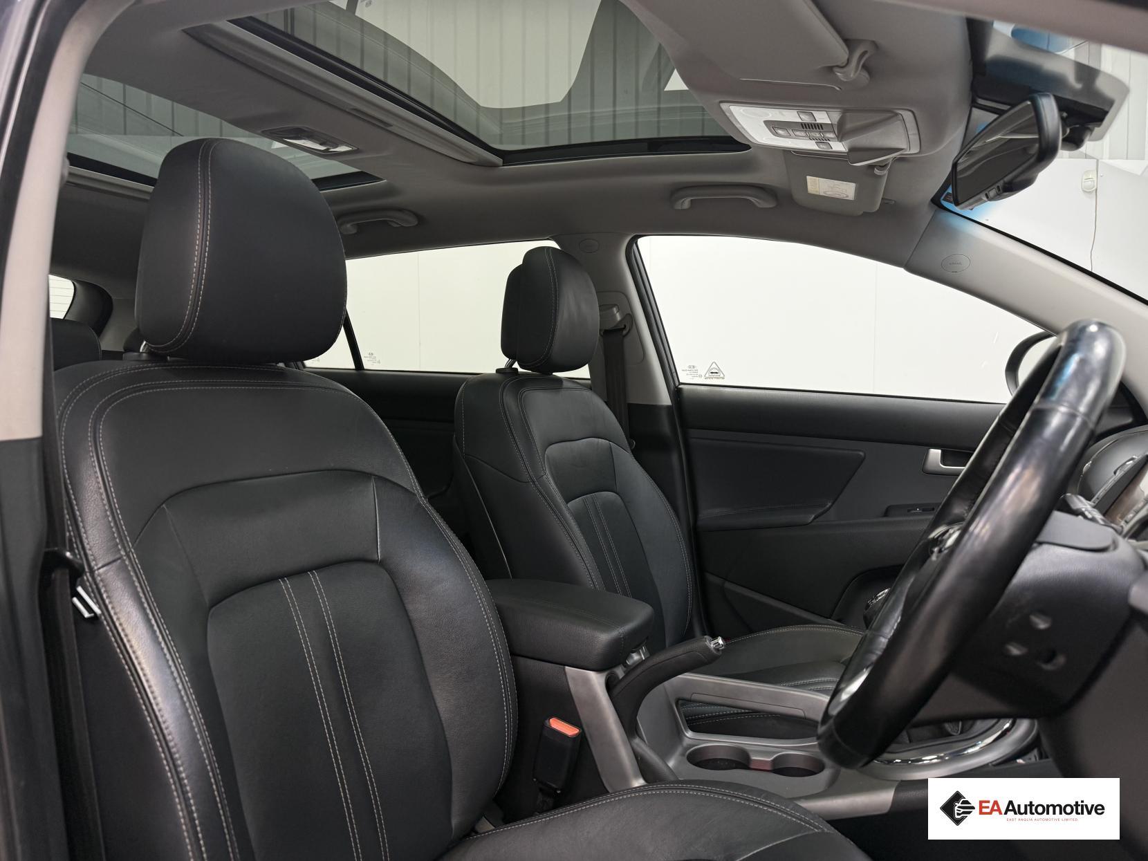 Kia Sportage 1.7 CRDi EcoDynamics 4 SUV 5dr Diesel Manual 2WD Euro 5 (s/s) (114 bhp)