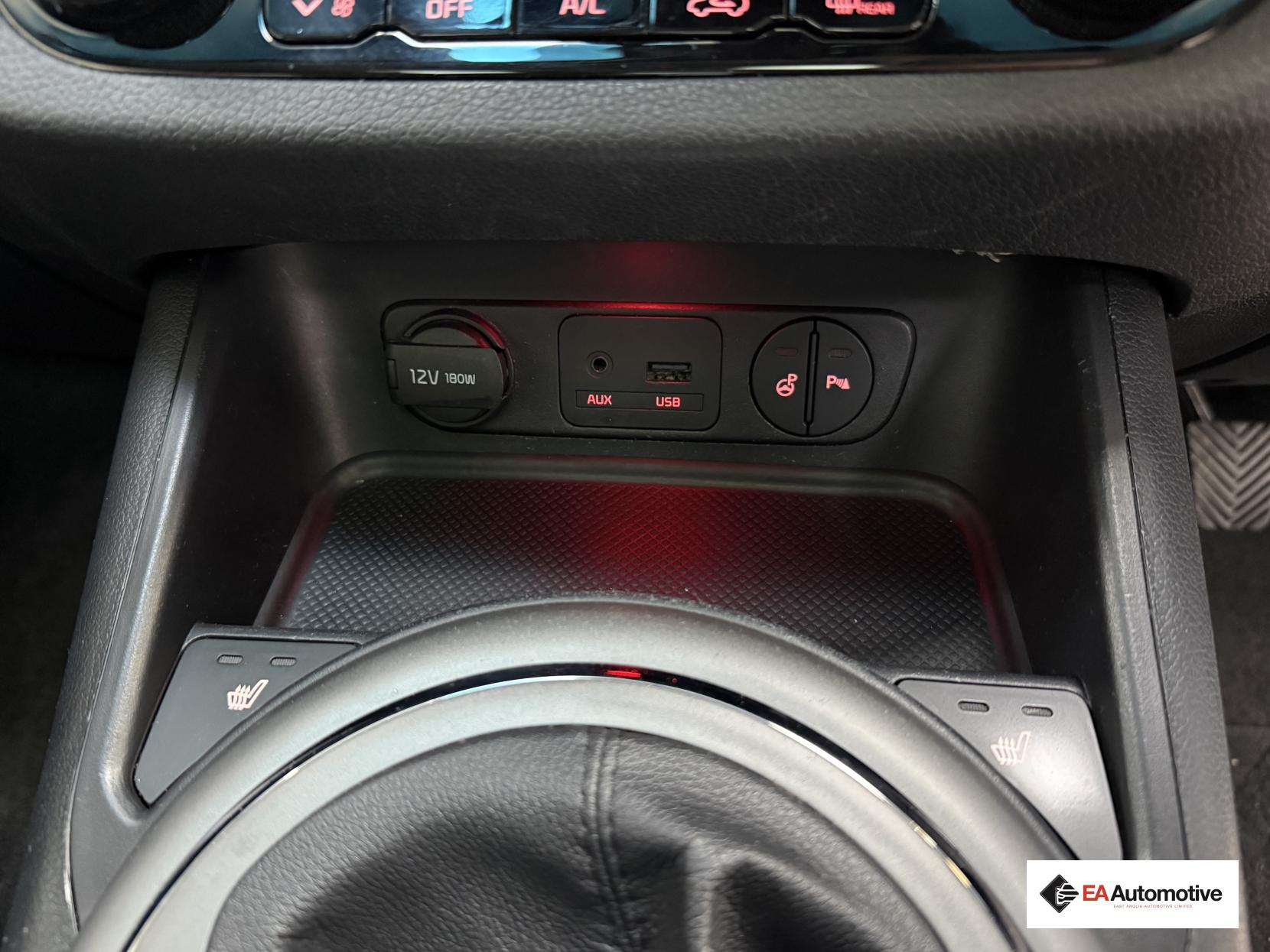 Kia Sportage 1.7 CRDi EcoDynamics 4 SUV 5dr Diesel Manual 2WD Euro 5 (s/s) (114 bhp)