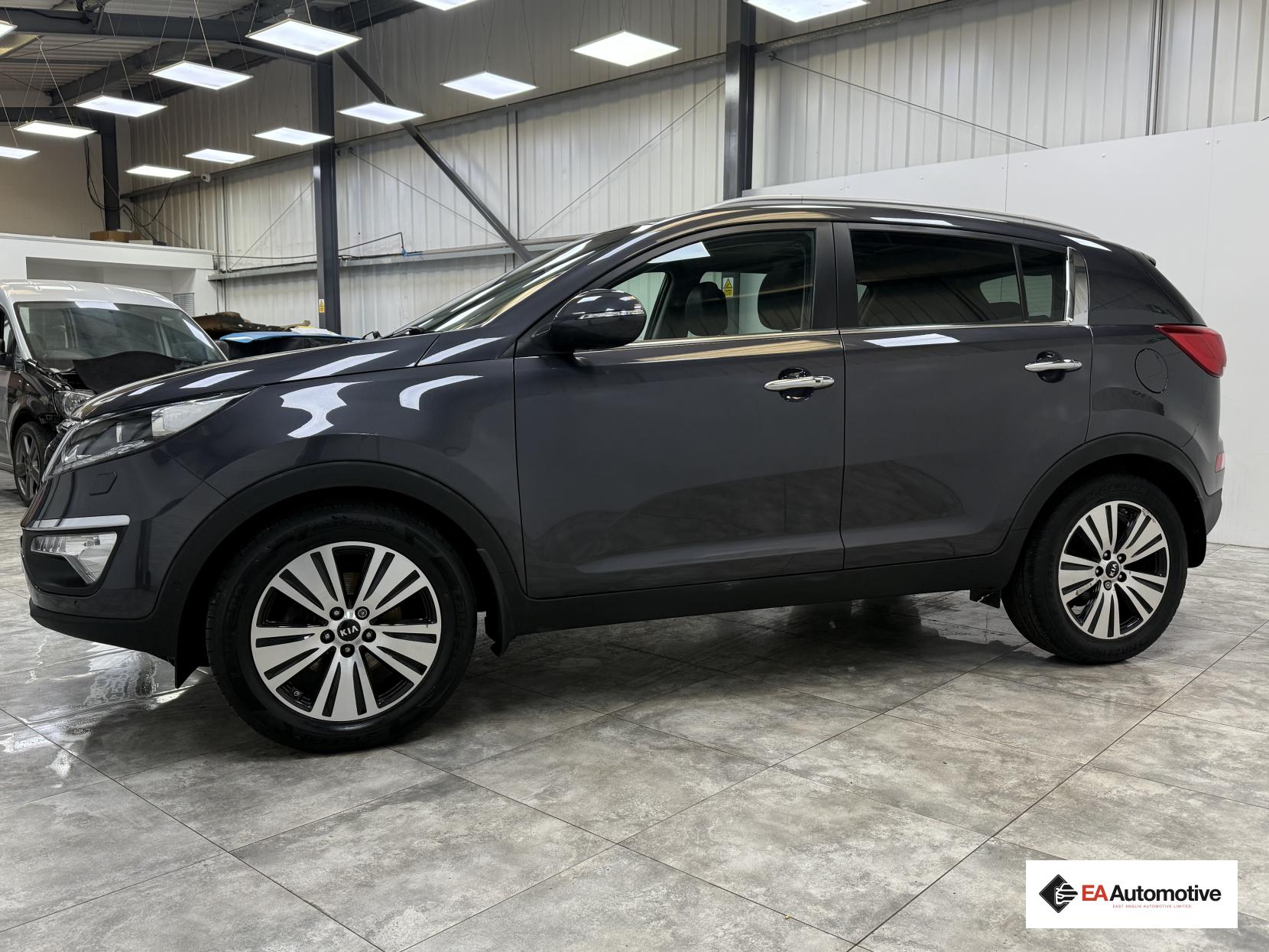 Kia Sportage 1.7 CRDi EcoDynamics 4 SUV 5dr Diesel Manual 2WD Euro 5 (s/s) (114 bhp)