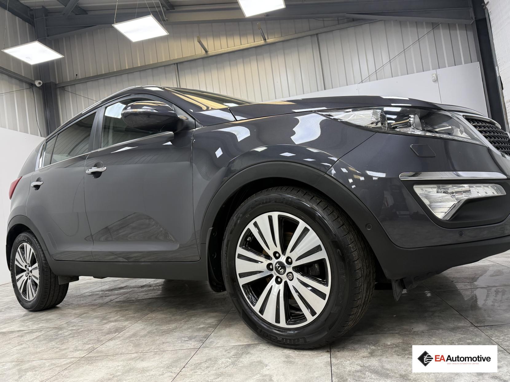 Kia Sportage 1.7 CRDi EcoDynamics 4 SUV 5dr Diesel Manual 2WD Euro 5 (s/s) (114 bhp)