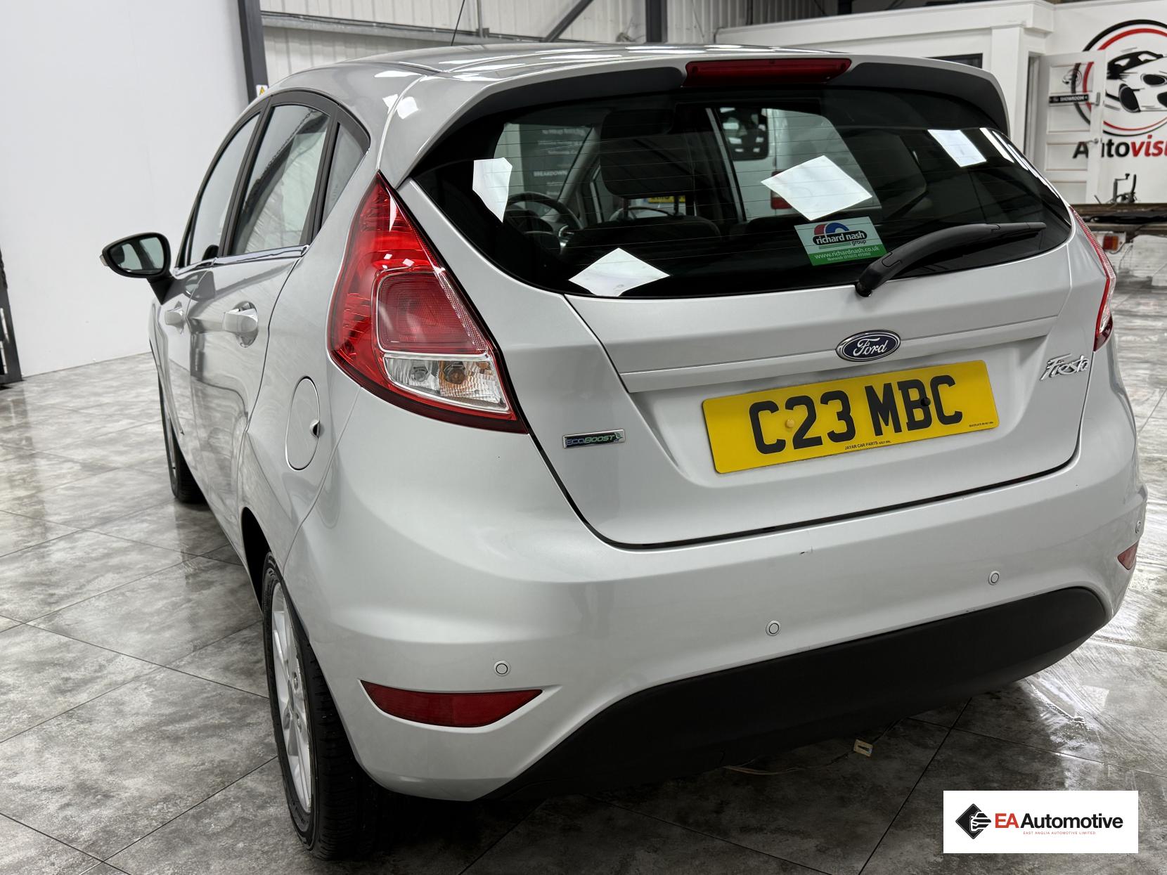 Ford Fiesta 1.0T EcoBoost Zetec Hatchback 5dr Petrol Powershift Euro 6 (100 ps)