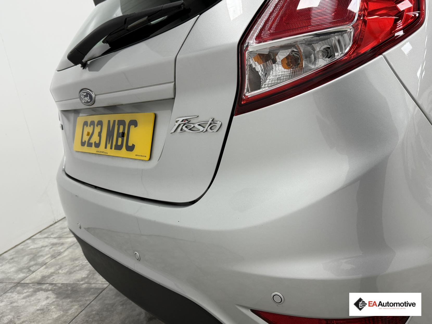 Ford Fiesta 1.0T EcoBoost Zetec Hatchback 5dr Petrol Powershift Euro 6 (100 ps)