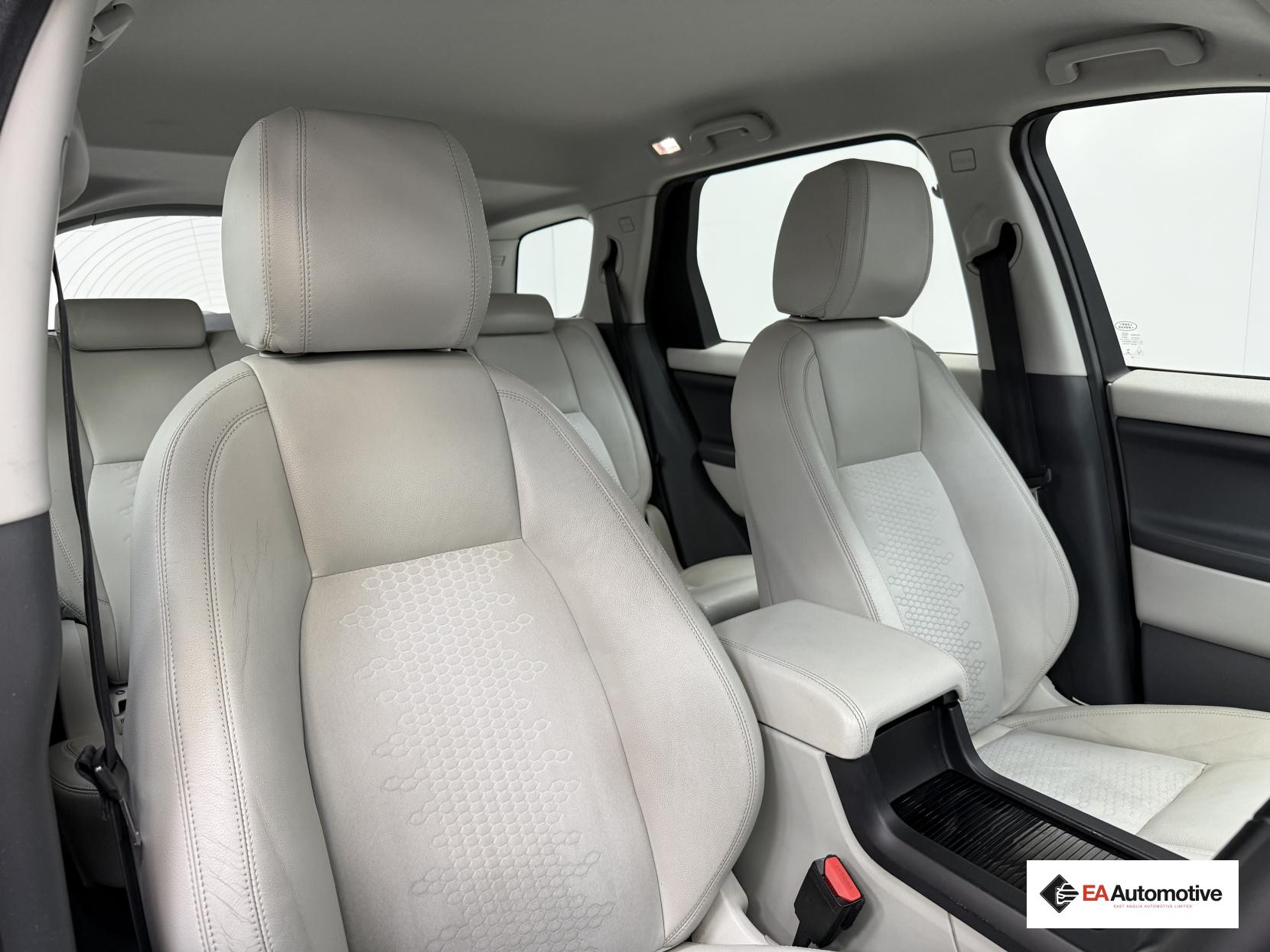 Land Rover Discovery Sport 2.0 TD4 SE SUV 5dr Diesel Manual 4WD Euro 6 (s/s) (5 Seat) (150 ps)