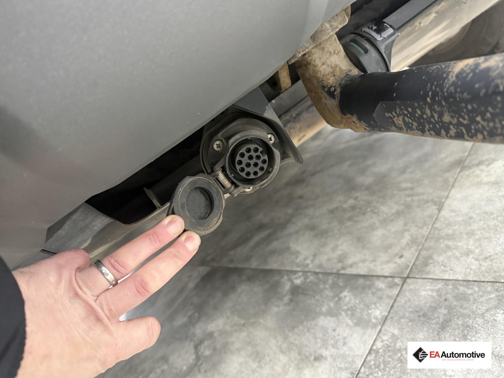 Land Rover Discovery Sport 2.0 TD4 SE SUV 5dr Diesel Manual 4WD Euro 6 (s/s) (5 Seat) (150 ps)