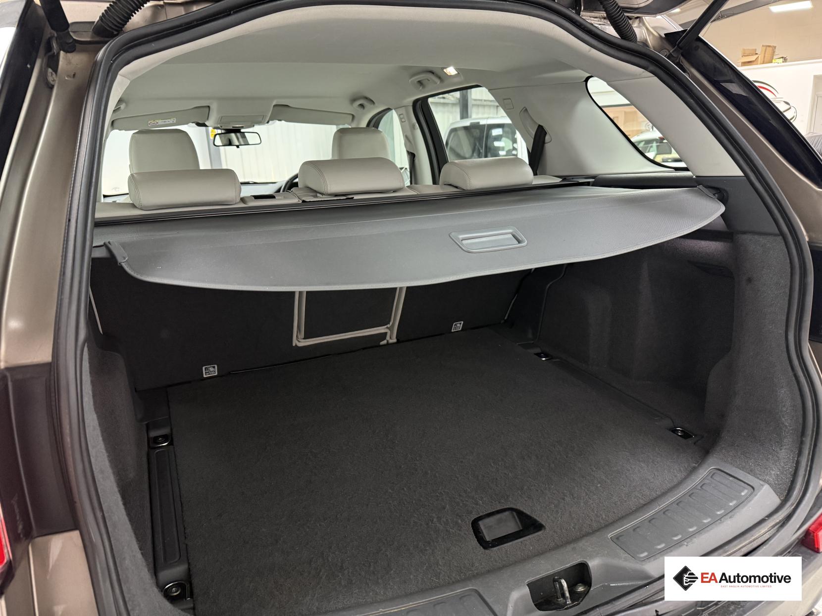 Land Rover Discovery Sport 2.0 TD4 SE SUV 5dr Diesel Manual 4WD Euro 6 (s/s) (5 Seat) (150 ps)